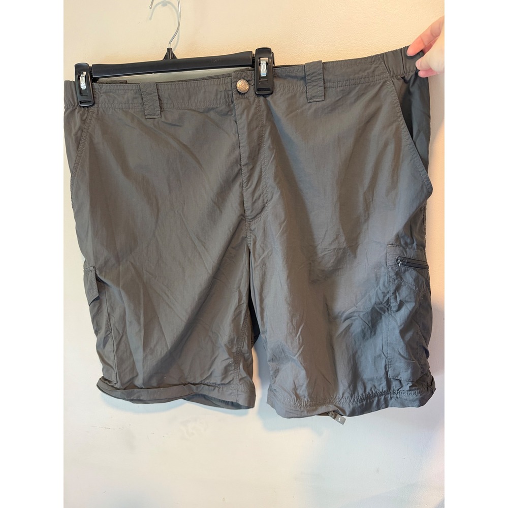 Columbia Omni-Shade Mens Gray Nylon Cargo Hiking Shorts Size 44W Sun Protection